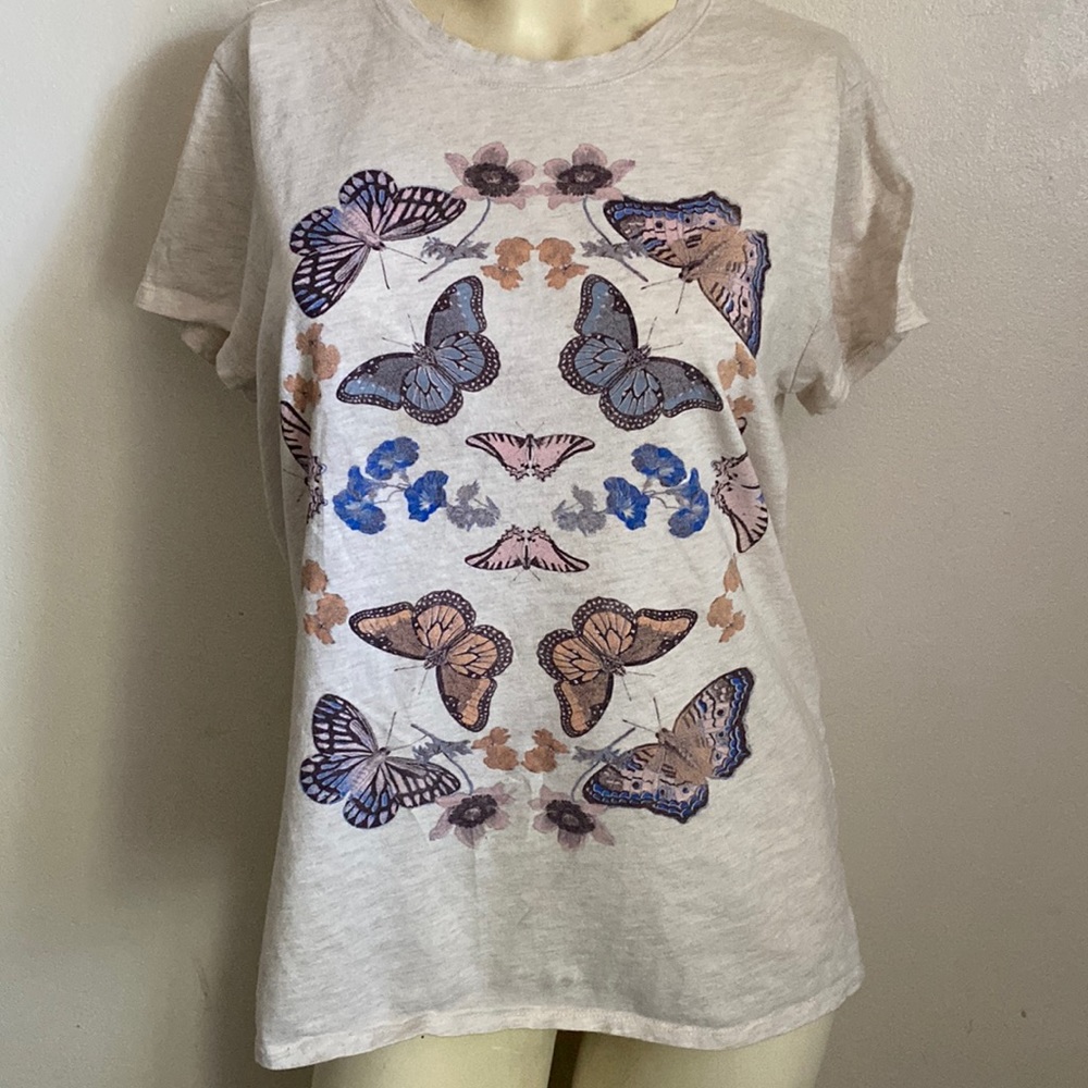 Lucky butterfly Tshirt